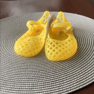 NWT yellow jellies